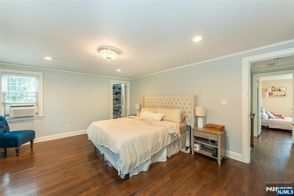 77 Forest Hill Road West Orange, NJ 07052 - Photo 22 of 45