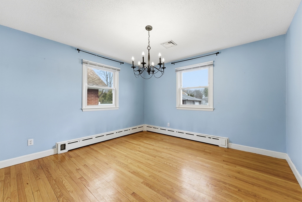 25 Dale Street Ludlow, MA 01056 - Photo 11 of 41