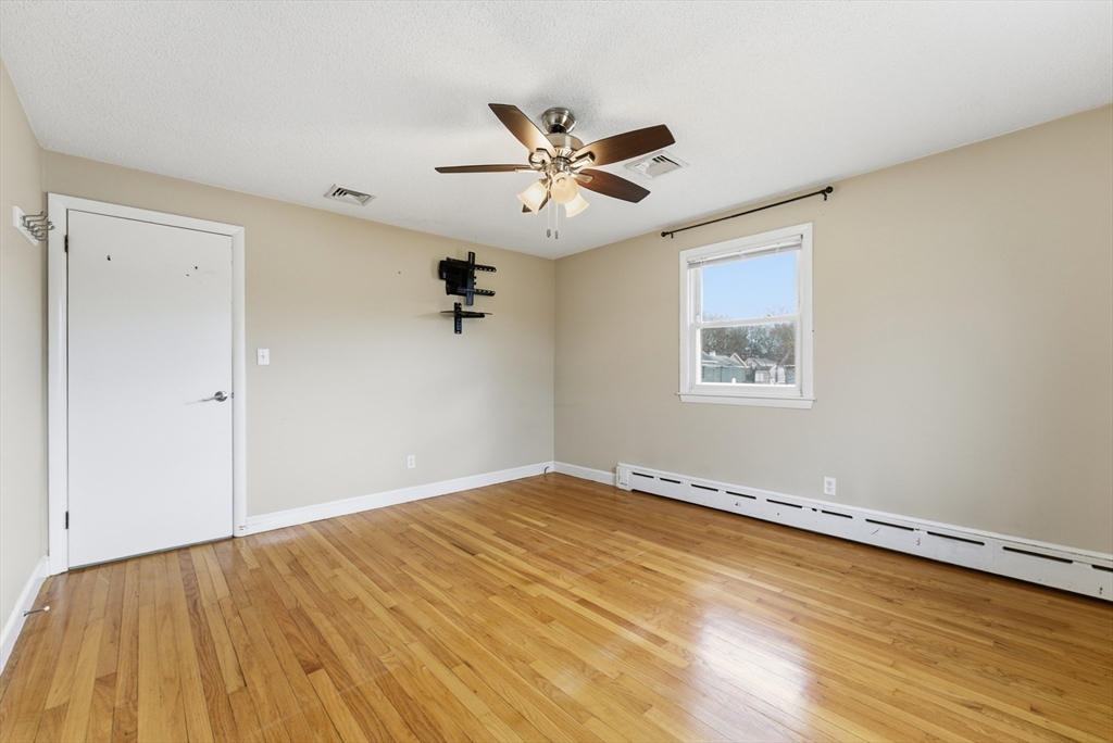 25 Dale Street Ludlow, MA 01056 - Photo 16 of 41