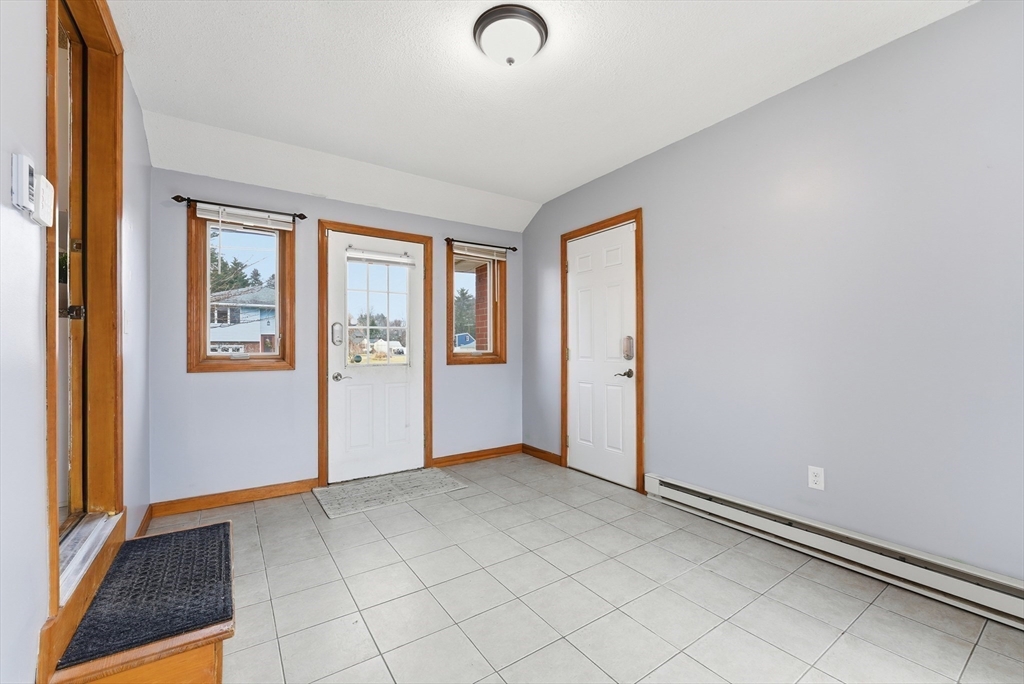 25 Dale Street Ludlow, MA 01056 - Photo 21 of 41