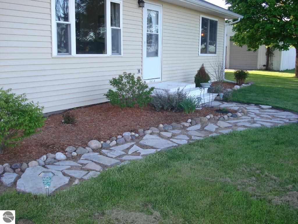 131 North Vandecar Road Mount Pleasant, MI 48858 - Photo 28 of 39 1784849-27.JPG