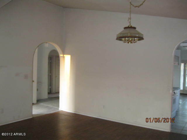 501 Hartford Road Kearny, AZ 85137 - Photo 4 of 5 living room