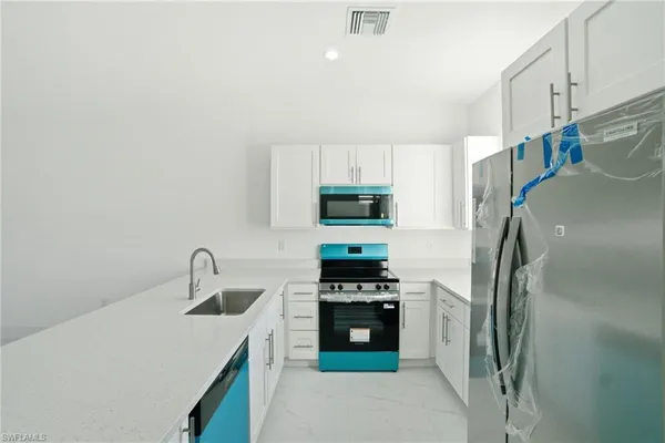 $1,700 | 2404-2406 Mae Avenue South, Lehigh Acres, FL 33973