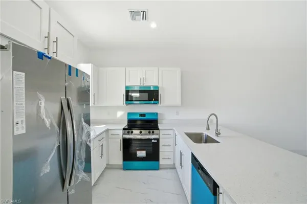 $1,700 | 2404-2406 Mae Avenue South, Lehigh Acres, FL 33973