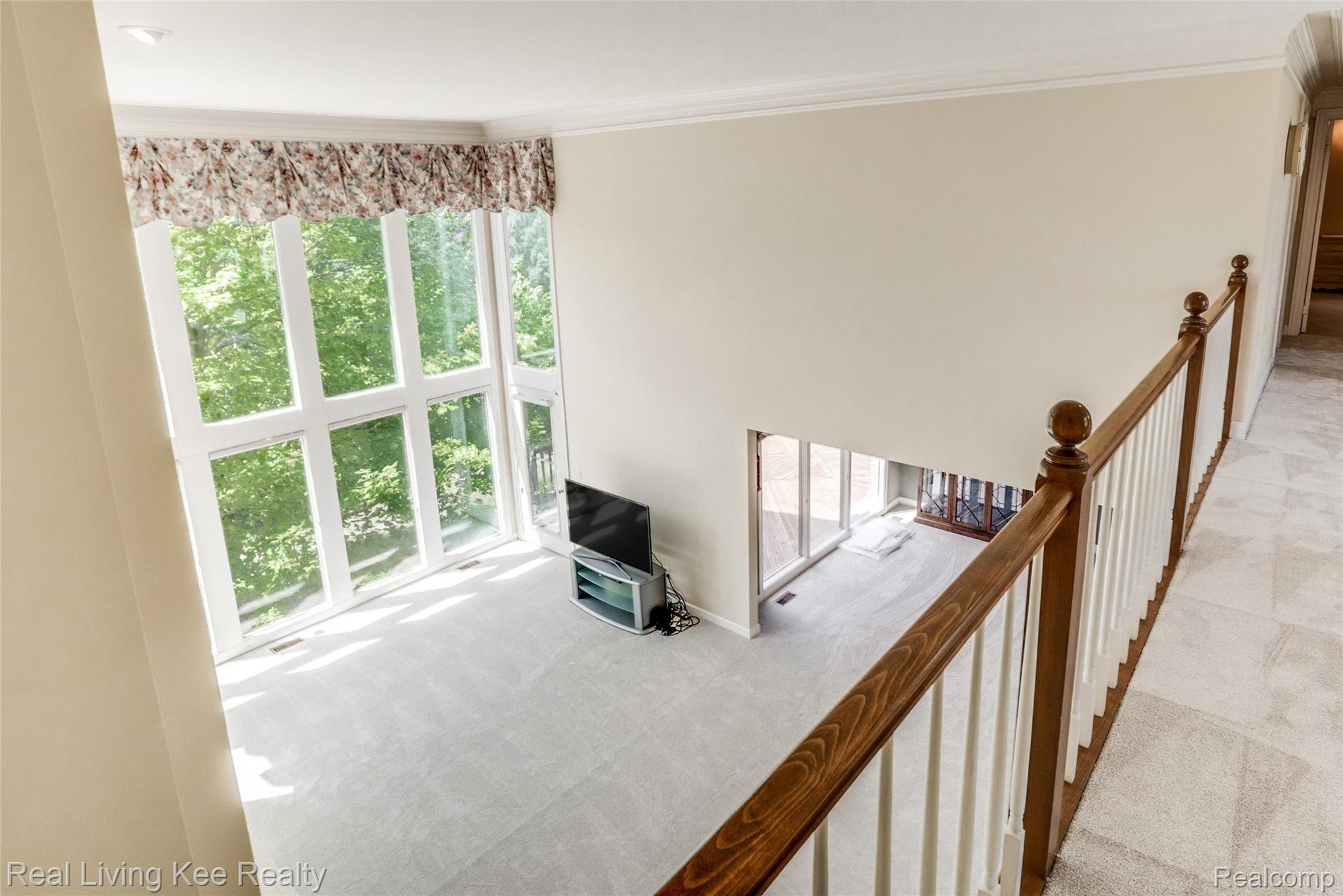 6368 Peach Tree Court Rochester, MI 48306 - Photo 33 of 54 Interiors (22 of 50).jpg