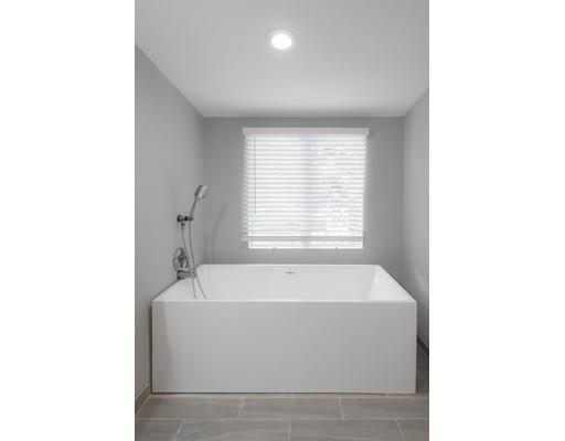 4 Meadow Brook Road Lynn, MA 01905 - Photo 12 of 23 Gallery Image 12