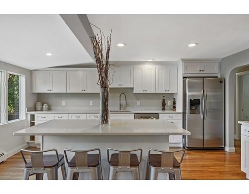 4 Meadow Brook Road Lynn, MA 01905 - Photo 5 of 23 Gallery Image 5