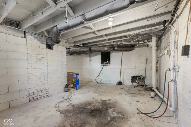 $184,000 | 241 North Pershing Avenue, Indianapolis, IN 46222