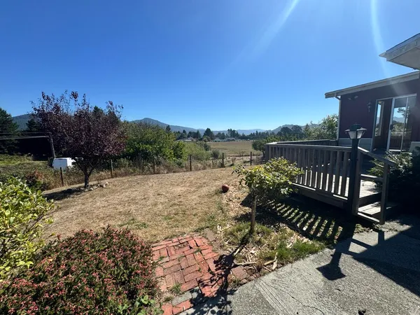 $400,000 | 3239 Klein Lane, Hydesville, CA 95547