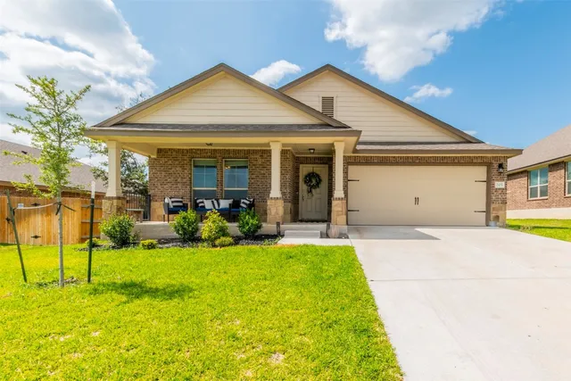 $1,995 | 205 Pepper Mill Loop, Burnet, TX 78611