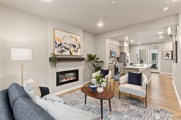 $675,000 | 18875 67th Place Northeast, Unit 4, Kenmore, WA 98028