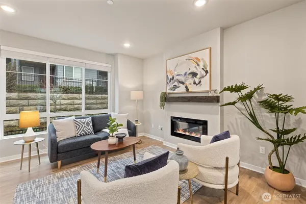 $675,000 | 18875 67th Place Northeast, Unit 4, Kenmore, WA 98028
