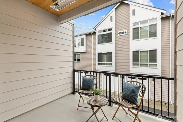 $675,000 | 18875 67th Place Northeast, Unit 4, Kenmore, WA 98028
