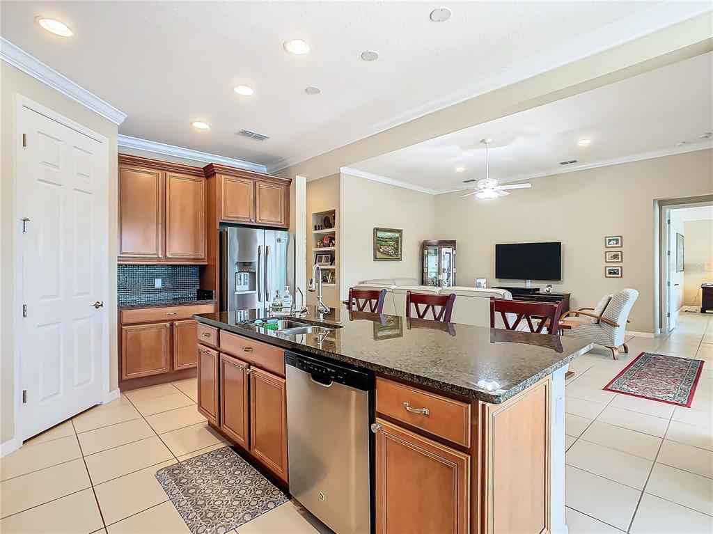 678 Irvine Ranch Road Kissimmee, FL 34759 - Photo 17 of 80 Gallery Image 17