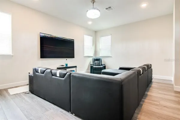 $2,995 | 3439 Norman Lewis Alley, Orlando, FL 32828