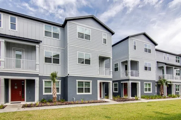 $2,995 | 3439 Norman Lewis Alley, Orlando, FL 32828