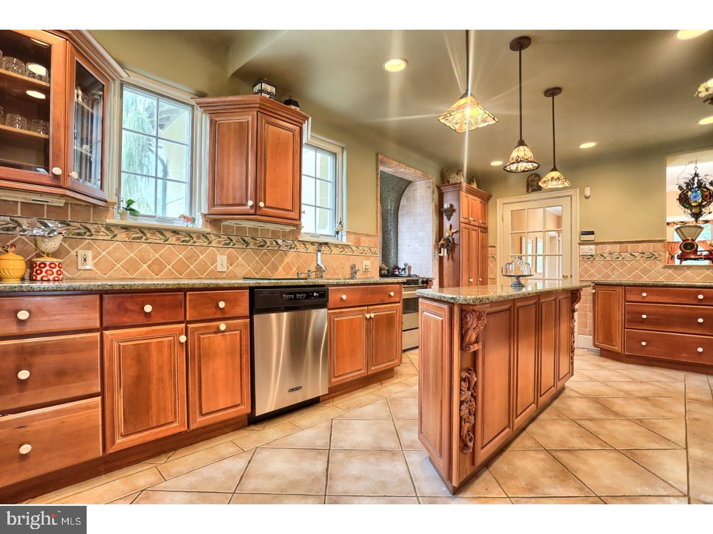 365 Gulph Hills Road Wayne, PA 19087 - Photo 3 of 25 Kitchen