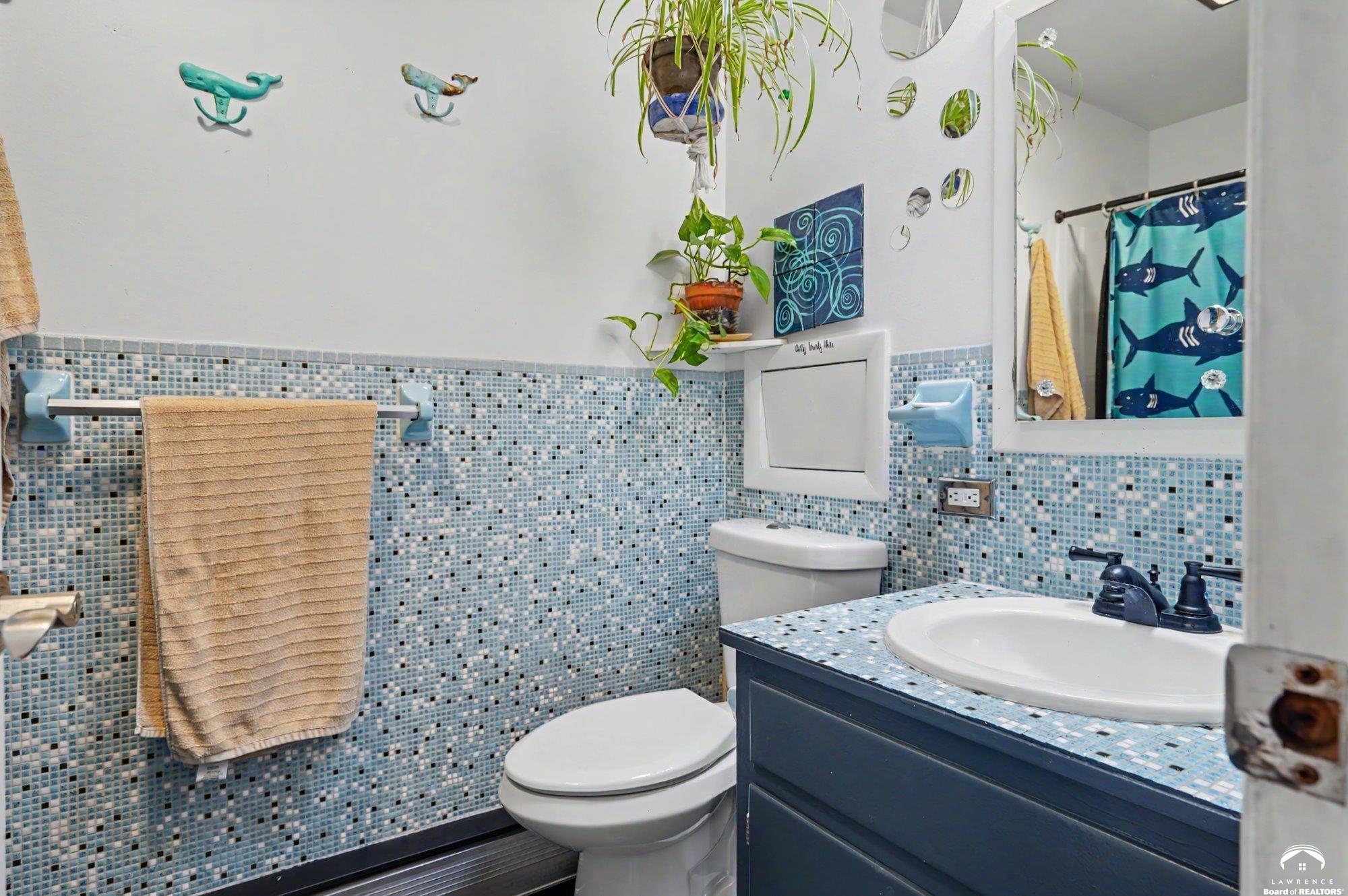 1447 Summit Street Lawrence, KS 66044 - Photo 22 of 73