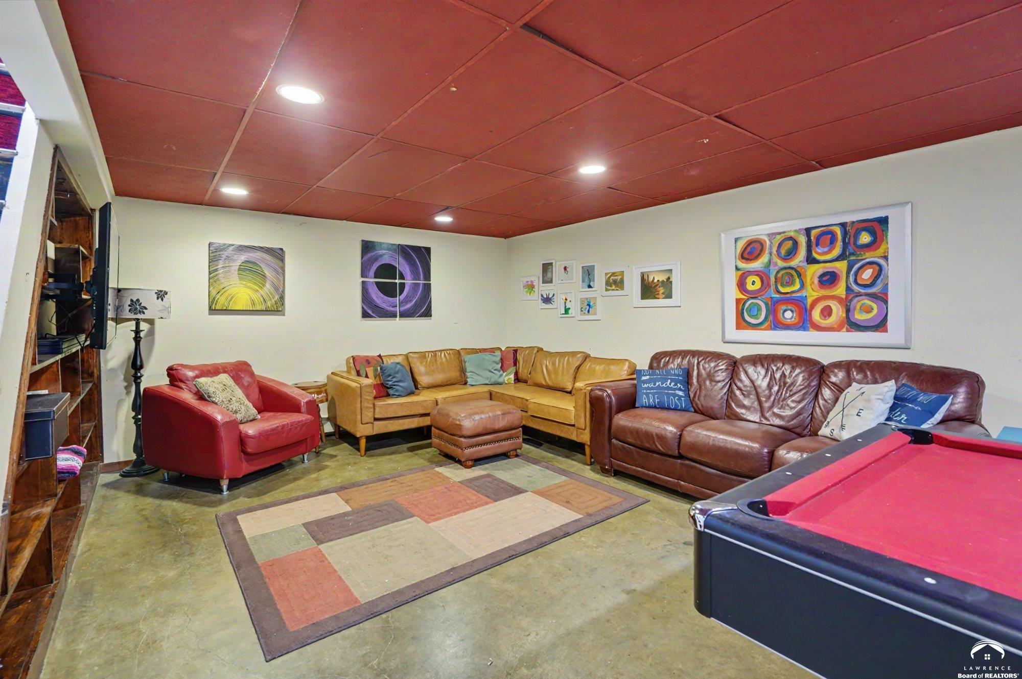 1447 Summit Street Lawrence, KS 66044 - Photo 29 of 73