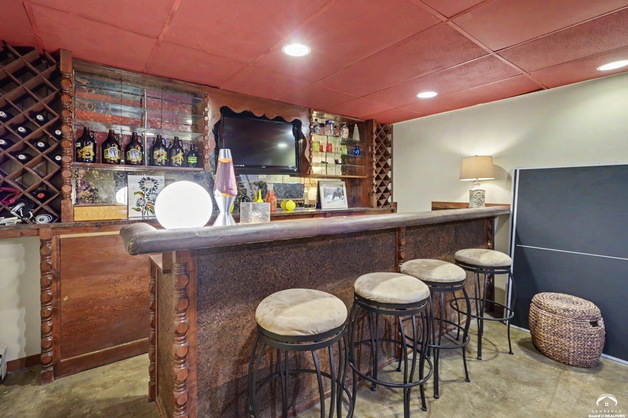 1447 Summit Street Lawrence, KS 66044 - Photo 33 of 73