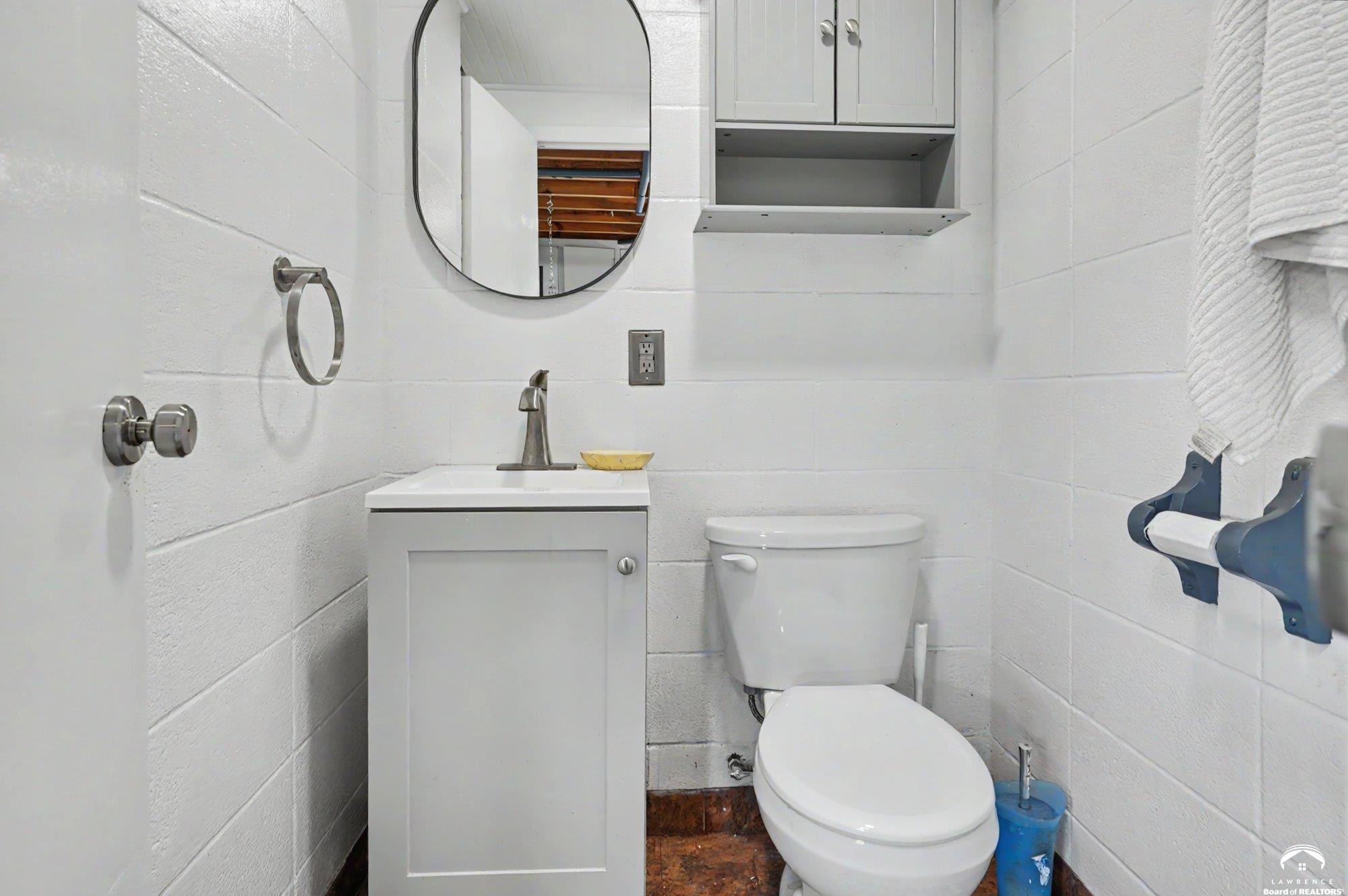 1447 Summit Street Lawrence, KS 66044 - Photo 36 of 73