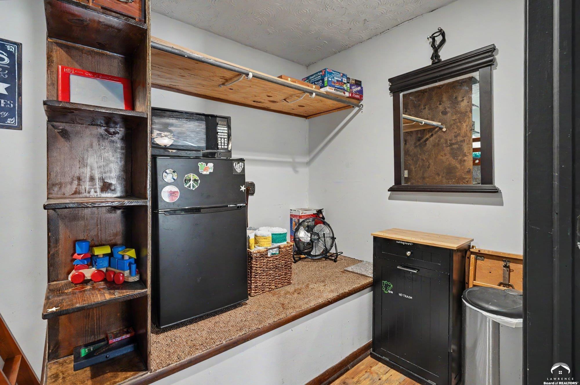 1447 Summit Street Lawrence, KS 66044 - Photo 54 of 73