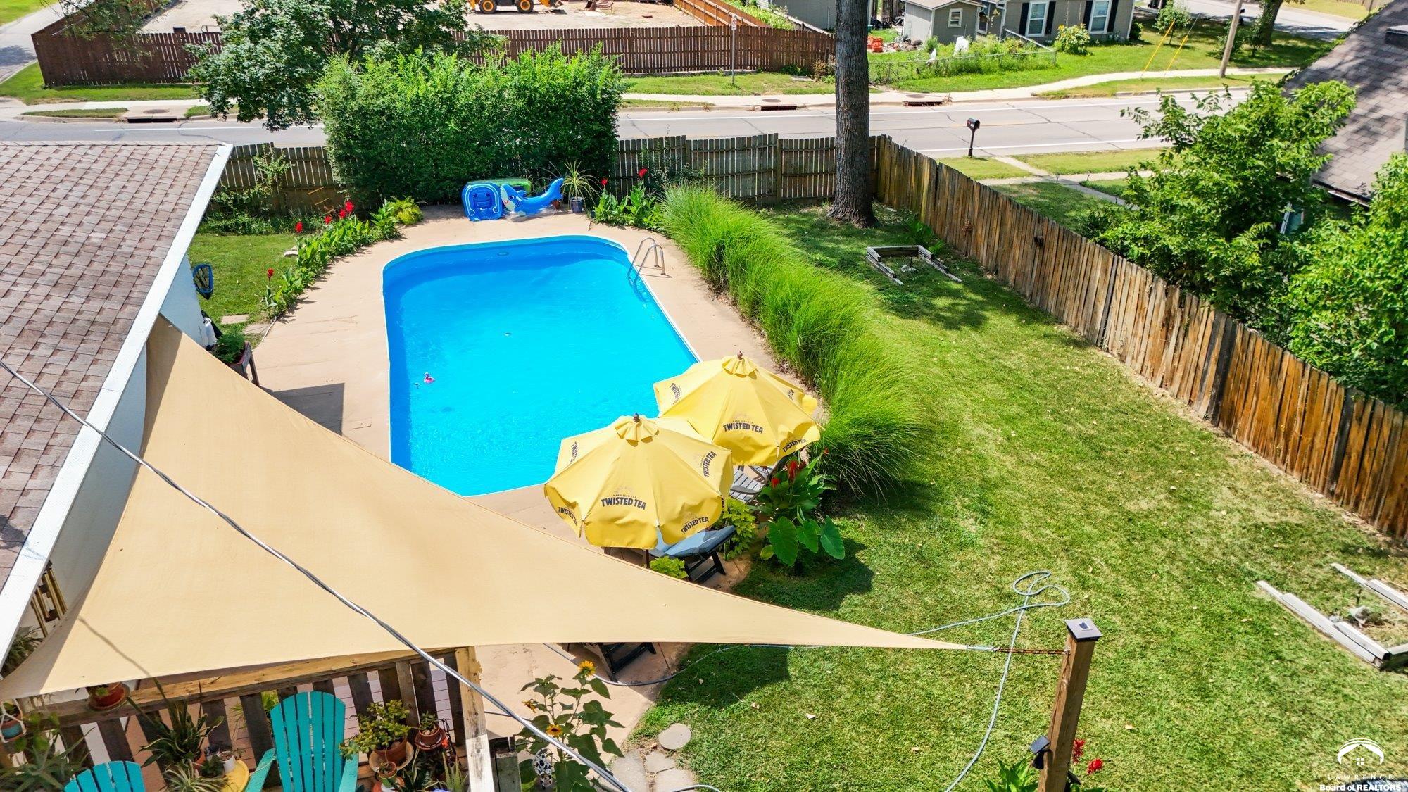 1447 Summit Street Lawrence, KS 66044 - Photo 58 of 73