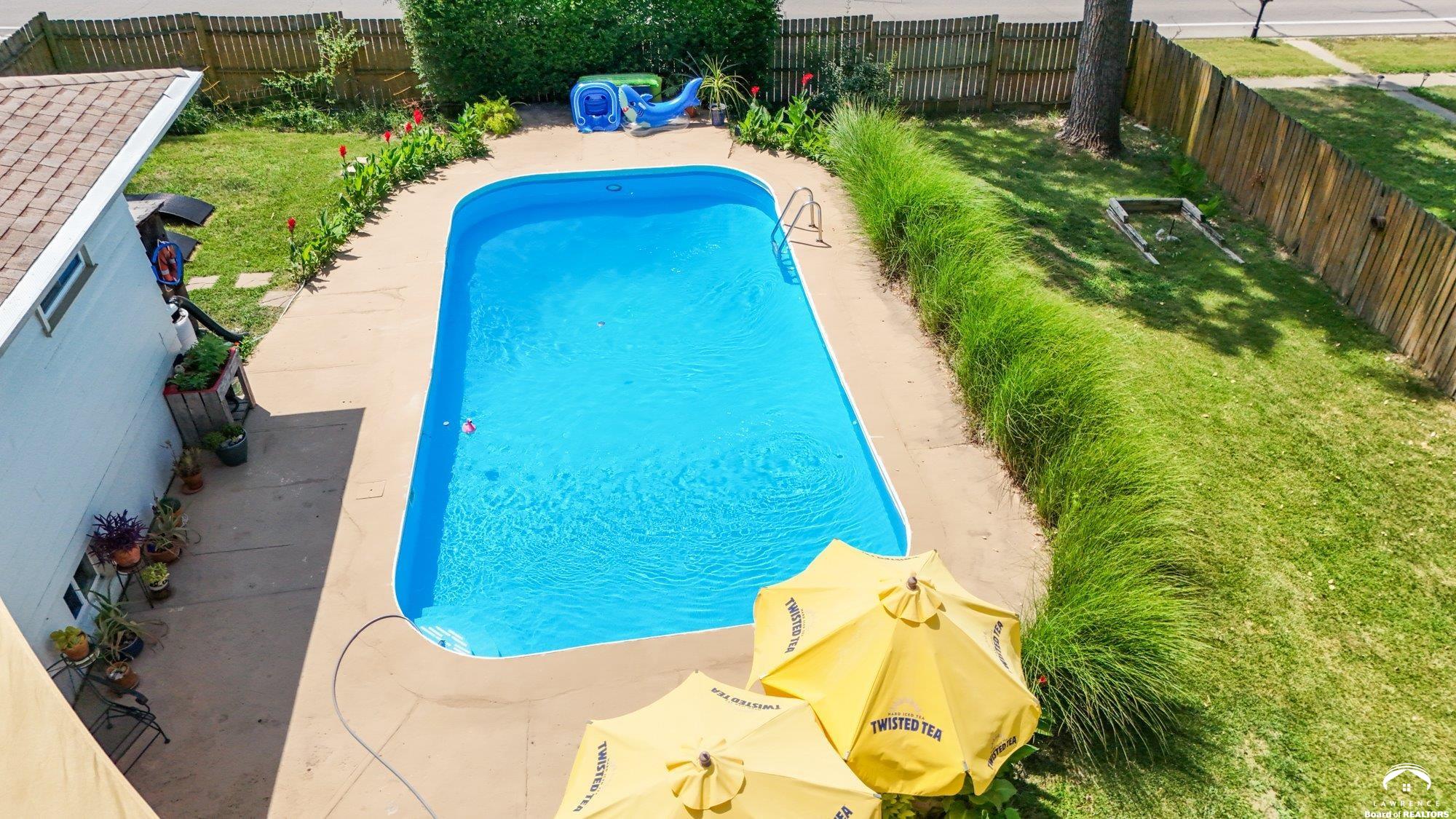 1447 Summit Street Lawrence, KS 66044 - Photo 59 of 73