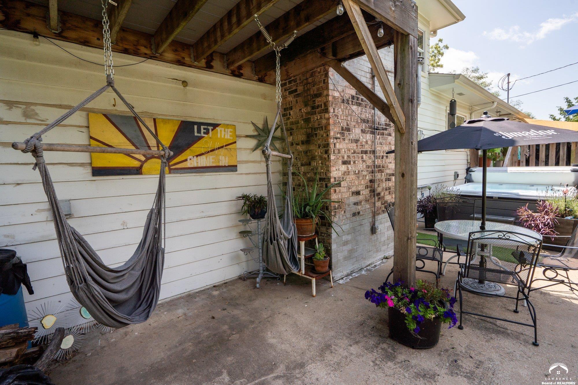 1447 Summit Street Lawrence, KS 66044 - Photo 66 of 73