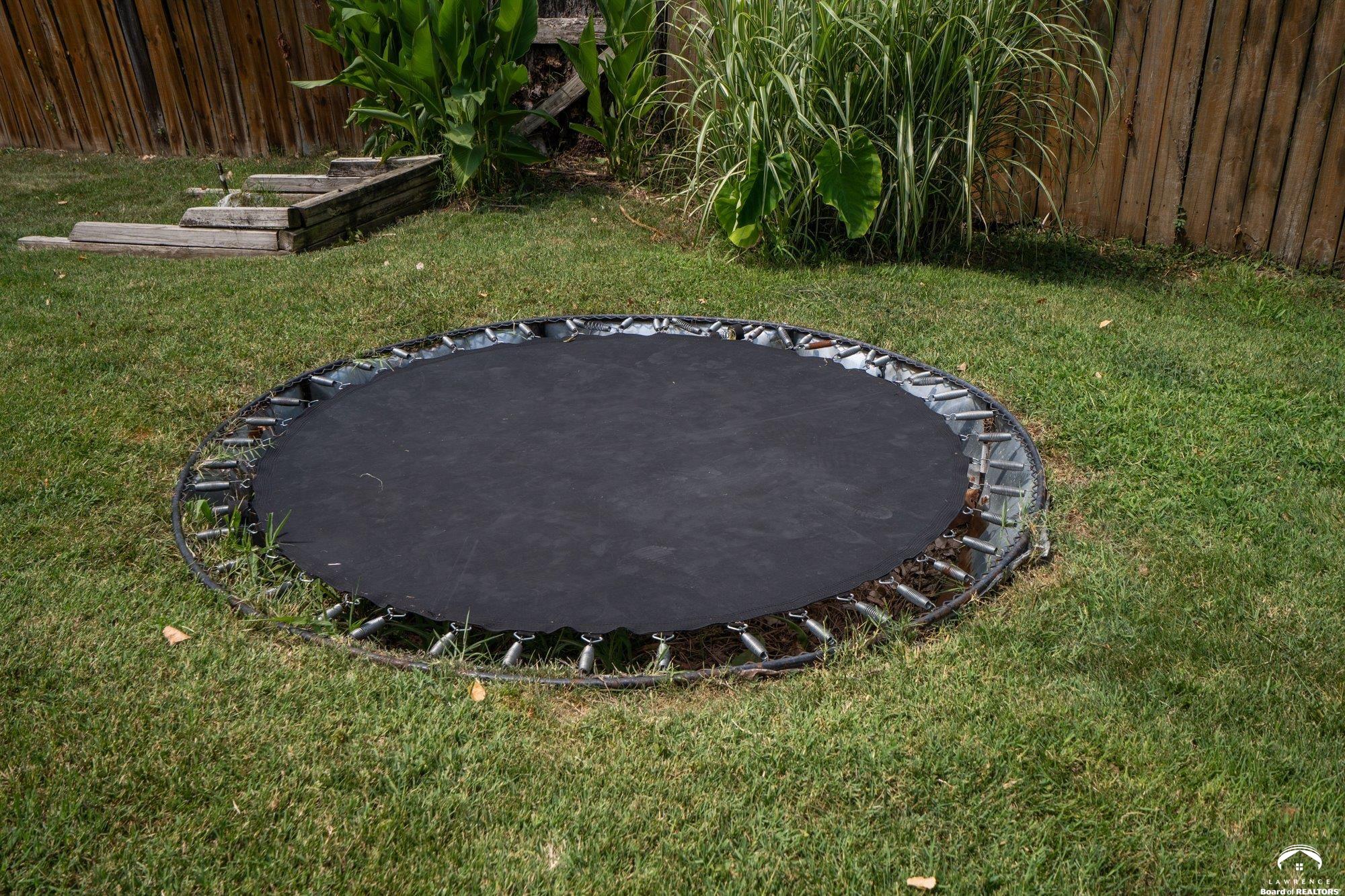 1447 Summit Street Lawrence, KS 66044 - Photo 70 of 73