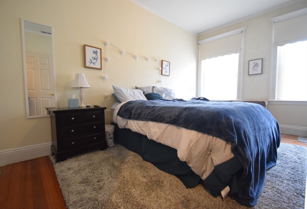191 Winthrop Road, Unit 4 Brookline, MA 02445 - Photo 1 of 7