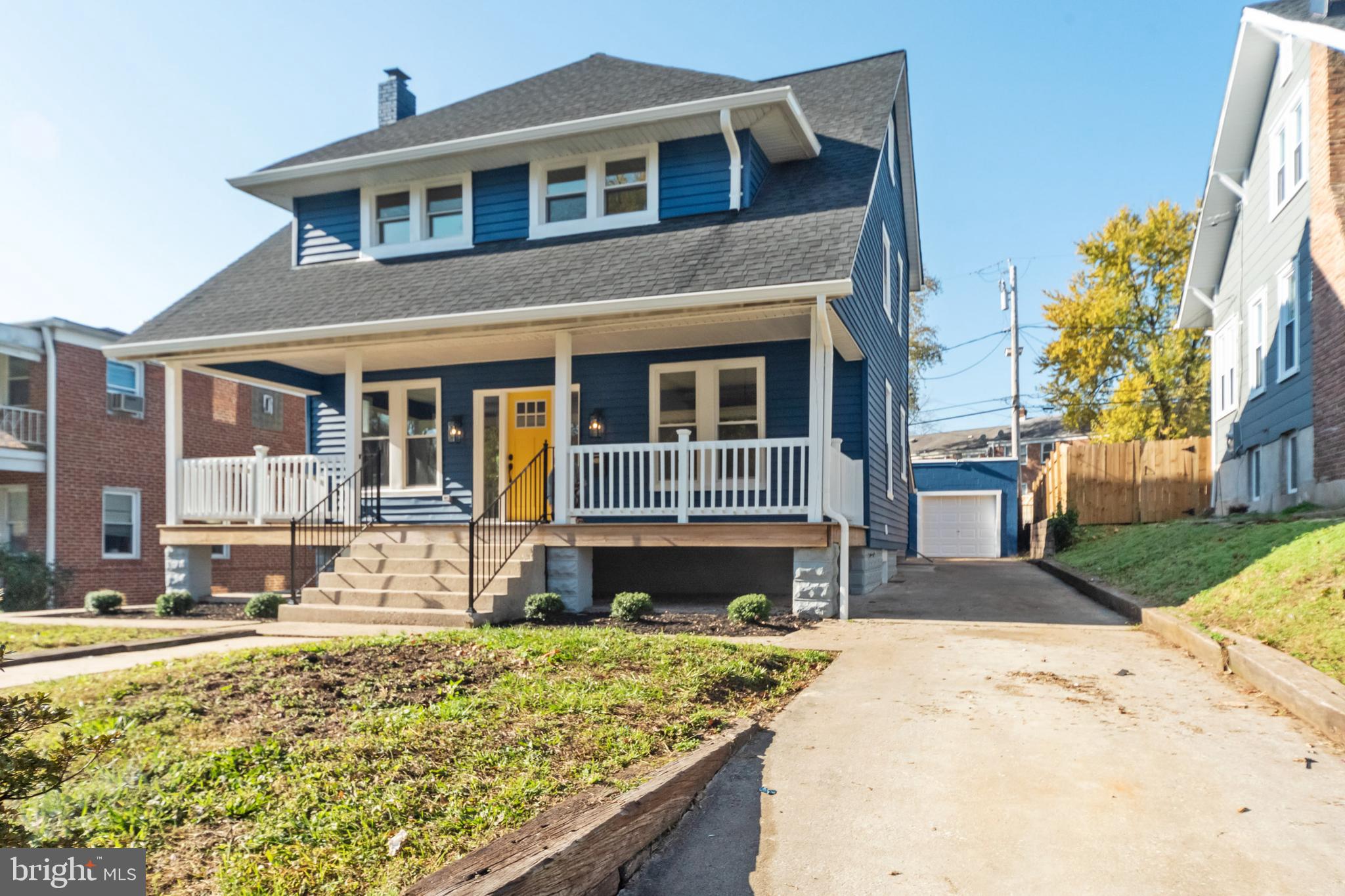 242 Mallow Hill Road Baltimore, MD 21229 - Photo 2 of 39