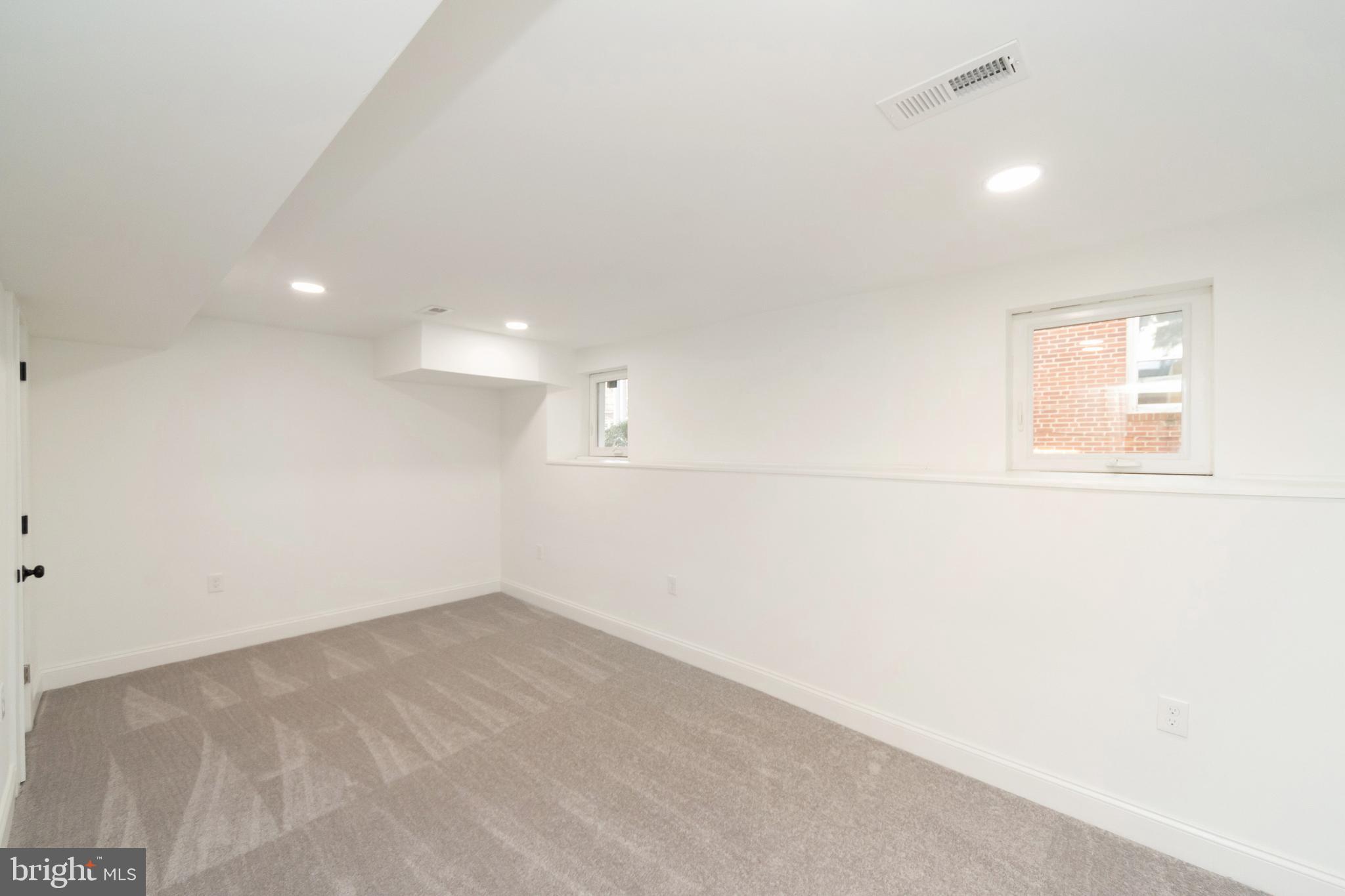 242 Mallow Hill Road Baltimore, MD 21229 - Photo 20 of 39