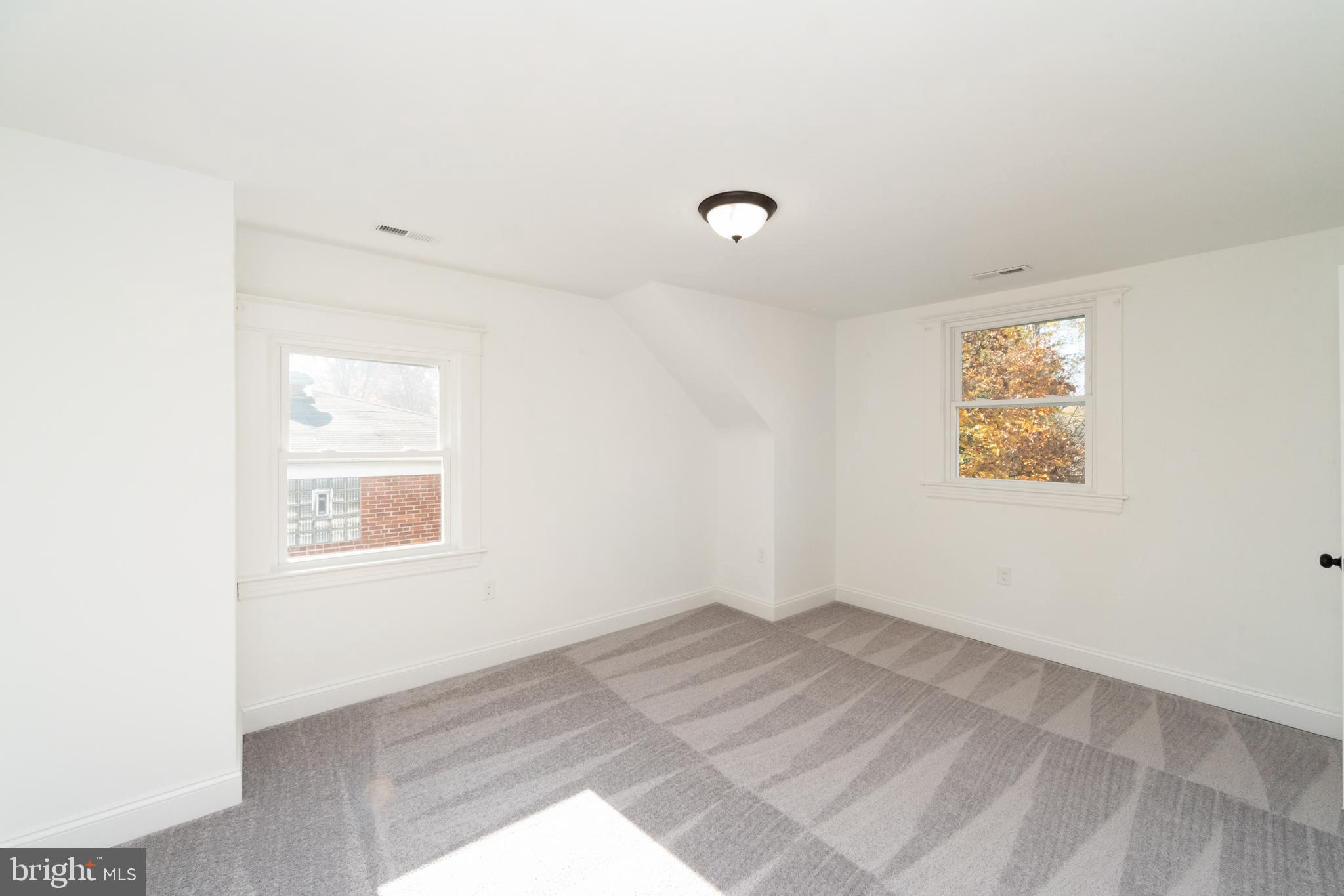 242 Mallow Hill Road Baltimore, MD 21229 - Photo 22 of 39