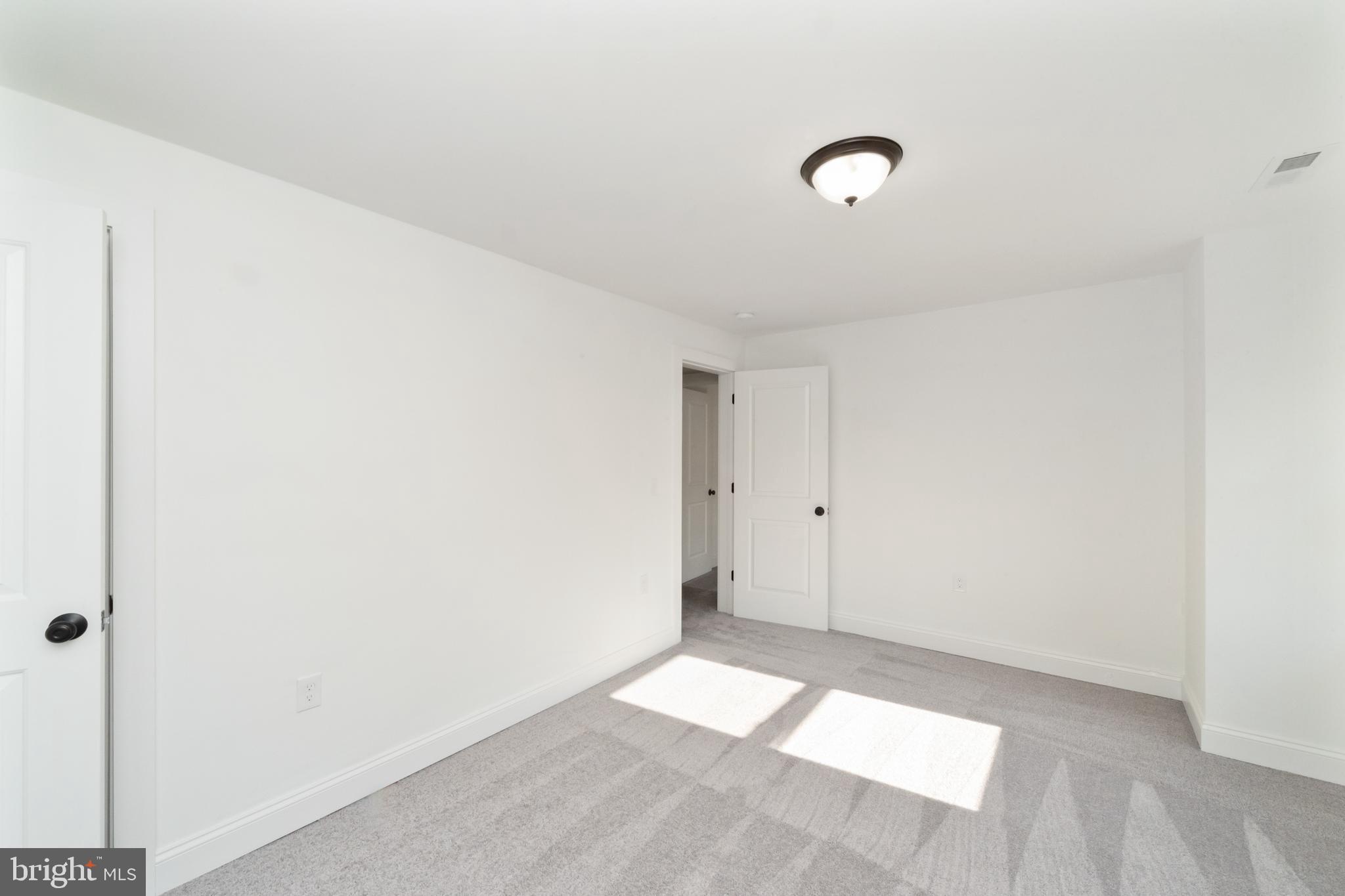 242 Mallow Hill Road Baltimore, MD 21229 - Photo 23 of 39