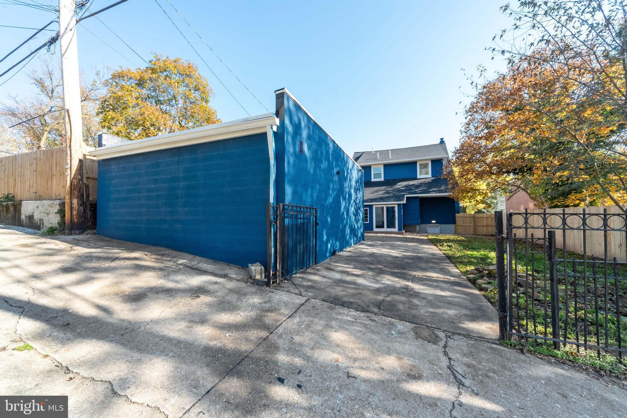 242 Mallow Hill Road Baltimore, MD 21229 - Photo 7 of 39