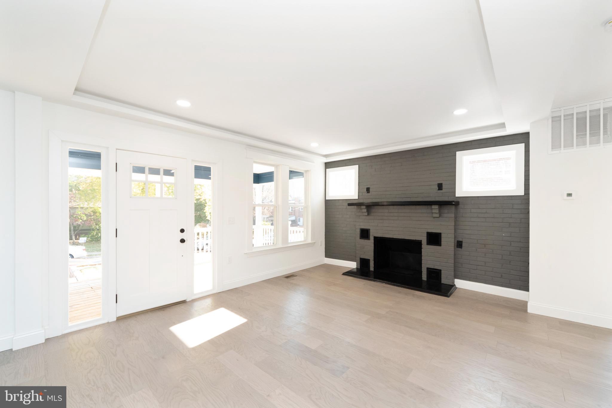 242 Mallow Hill Road Baltimore, MD 21229 - Photo 8 of 39