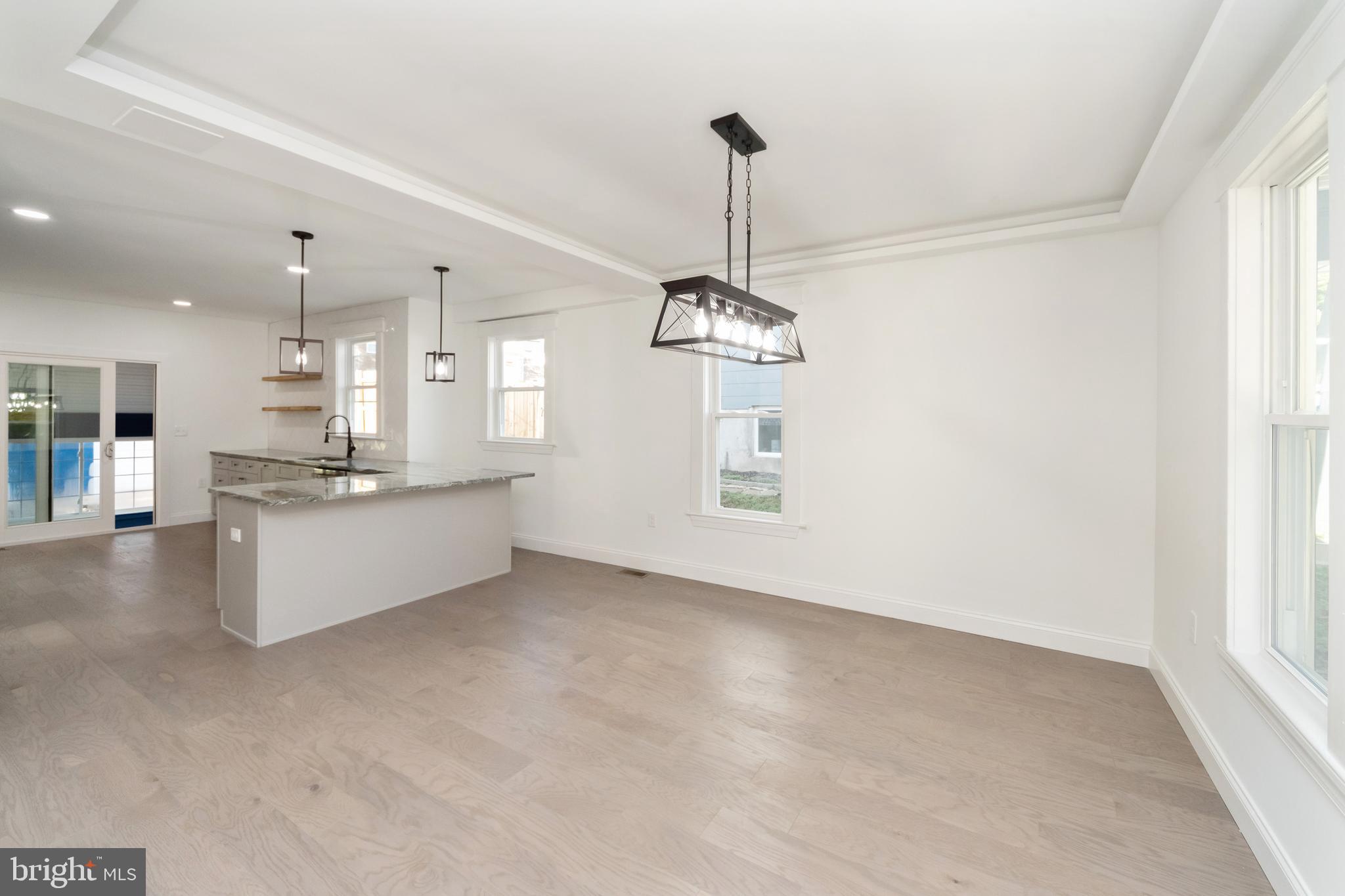 242 Mallow Hill Road Baltimore, MD 21229 - Photo 9 of 39
