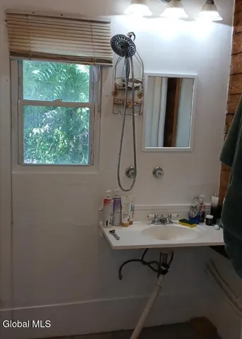 $224,999 | 24 Quail Street, Albany, NY 12206