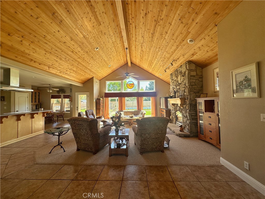 4175 Spyglass Road Chico, CA 95973 - Photo 3 of 44 living room