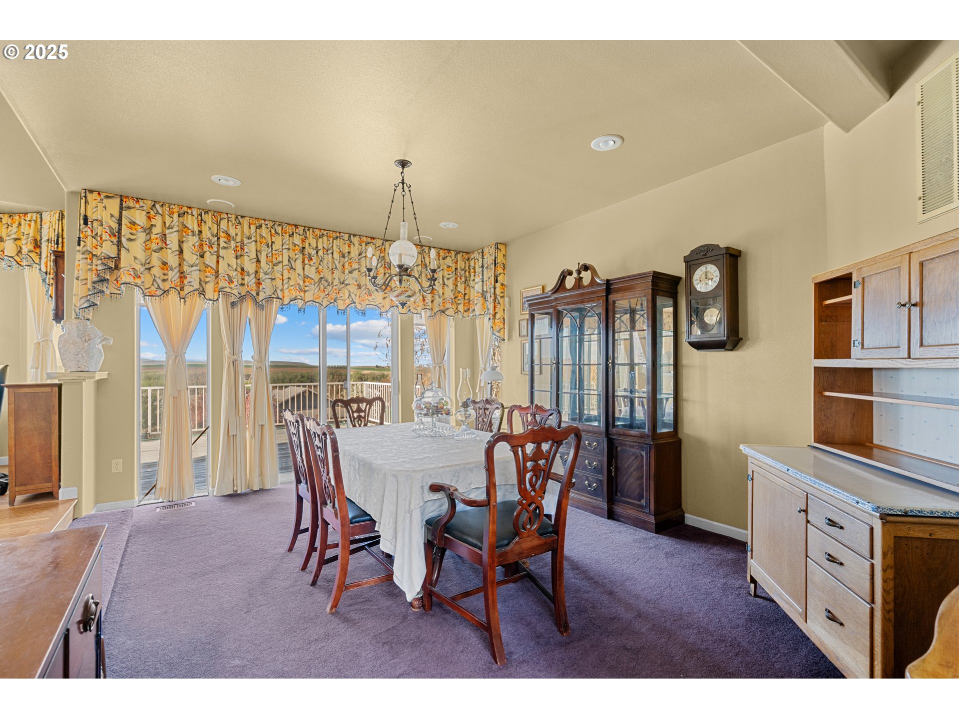 300 Golf Course Road Echo, OR 97826 - Photo 14 of 47 Dining Room