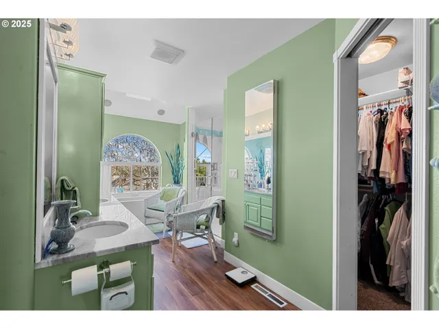 $700,000 | 300 Golf Course Road, Echo, OR 97826