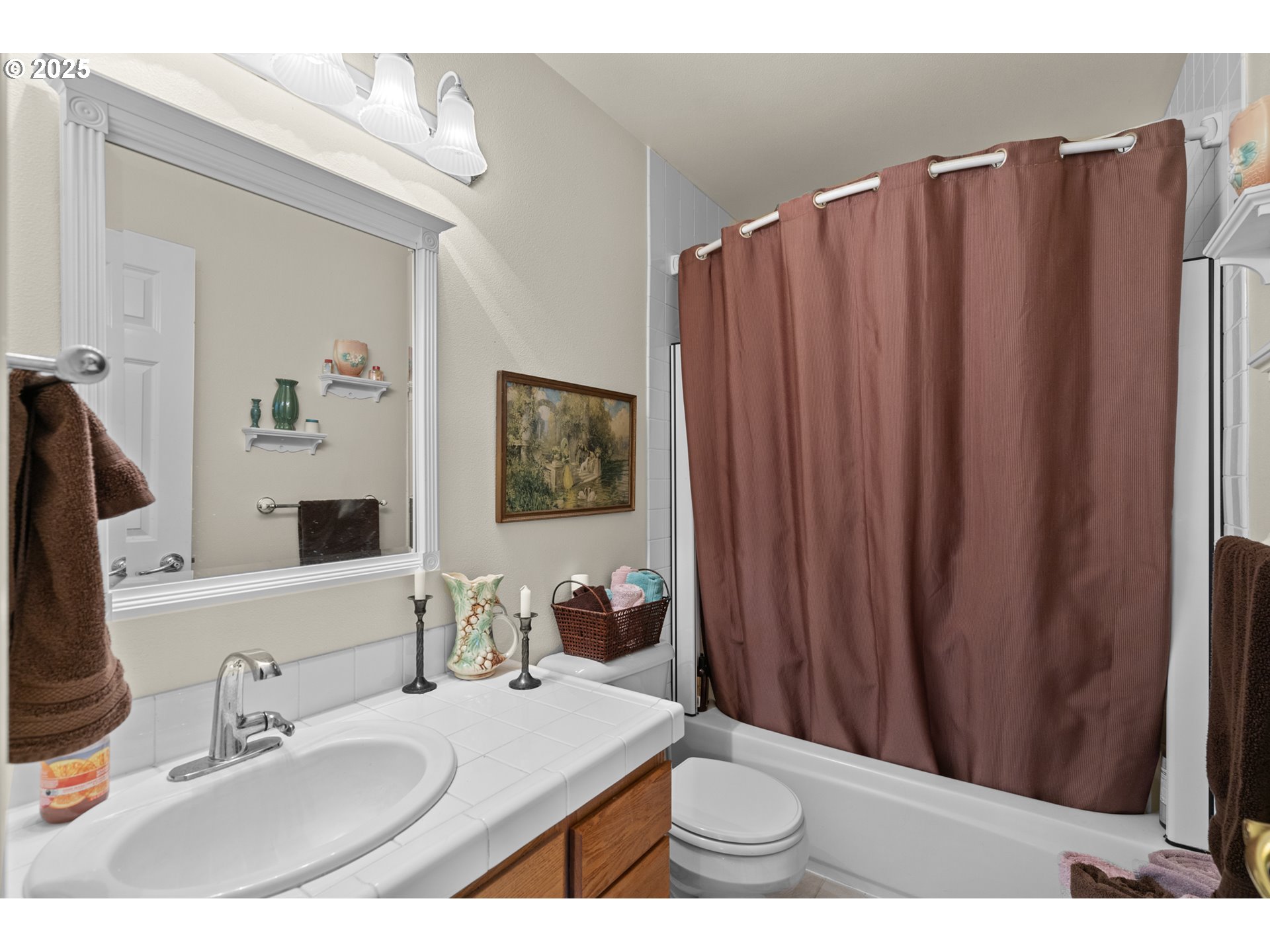 300 Golf Course Road Echo, OR 97826 - Photo 20 of 47 Bathroom