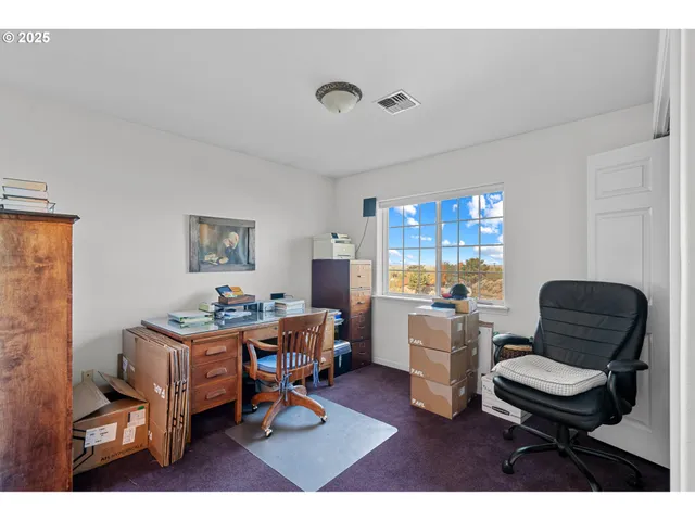 $700,000 | 300 Golf Course Road, Echo, OR 97826