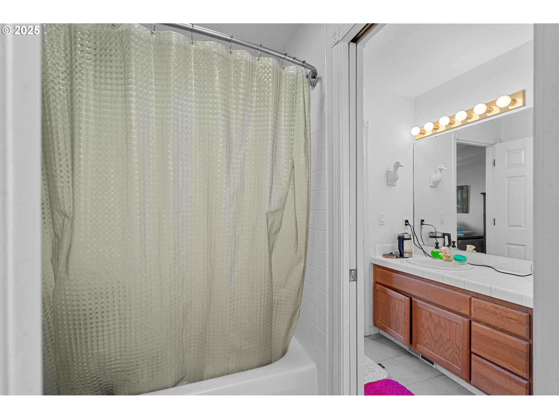 300 Golf Course Road Echo, OR 97826 - Photo 27 of 47 Bathroom, Attached