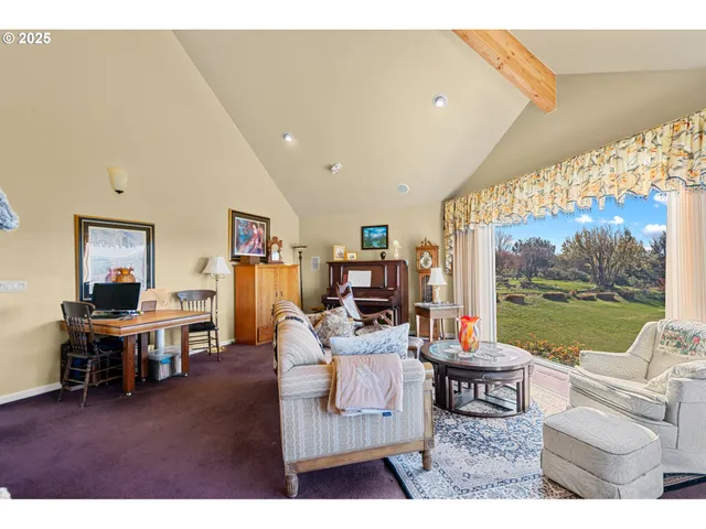 $700,000 | 300 Golf Course Road, Echo, OR 97826