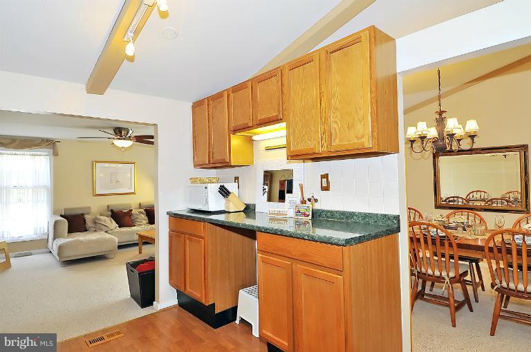 6137 Waiting Spring Columbia, MD 21045 - Photo 26 of 27 Kitchen