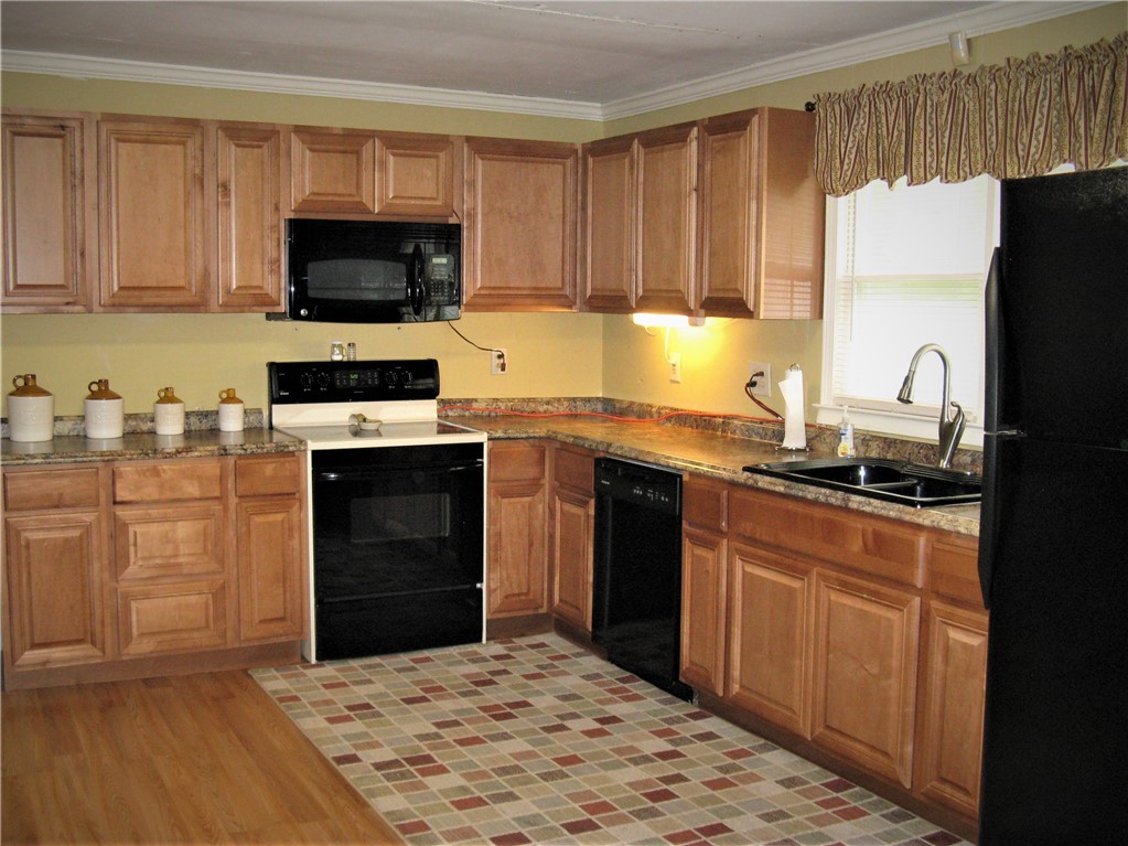 2004 Broadway Lake Road Anderson, SC 29621 - Photo 4 of 19 Gallery Image 4