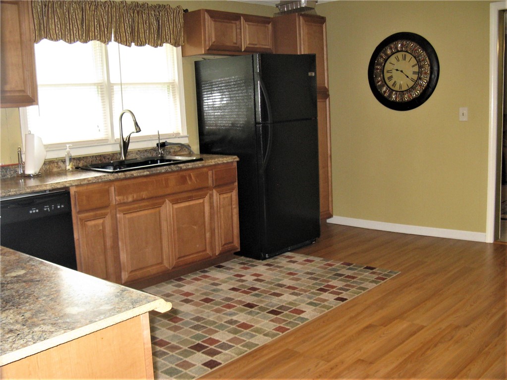 2004 Broadway Lake Road Anderson, SC 29621 - Photo 6 of 19 Gallery Image 6