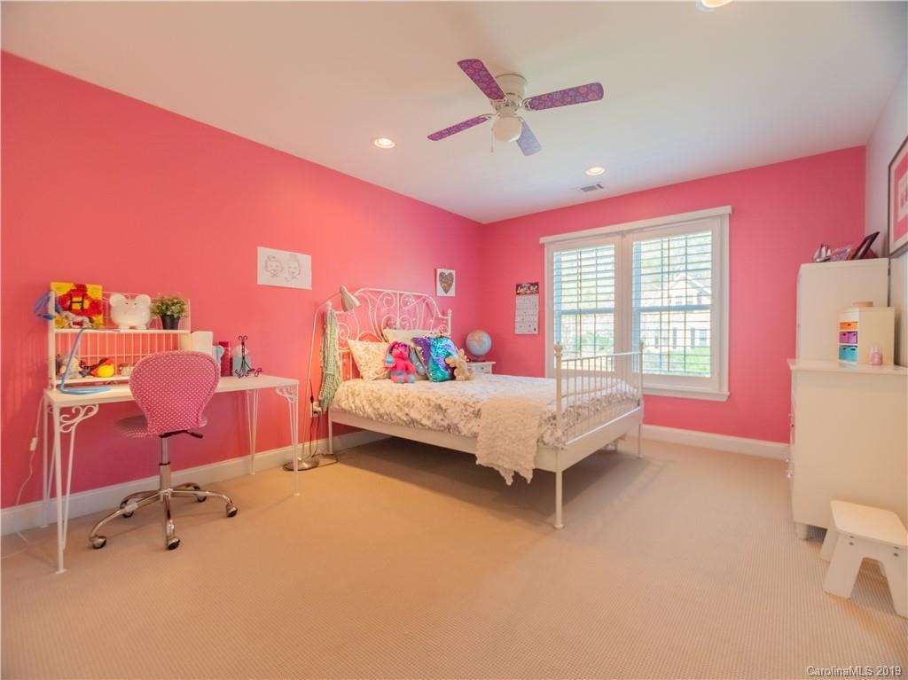 3926 Huckleberry Road Charlotte, NC 28210 - Photo 17 of 36 Gallery Image 17